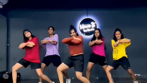 GIRL HOT DANCE VIDEO