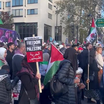 Protesters at London's march “Palestine will be free, from the river to the sea.”