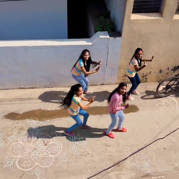 Girls vibing with friends ...looking wow....