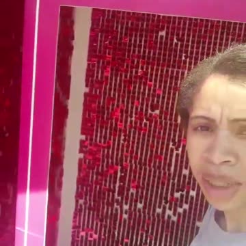 Let's take a video selfie with Barbie Box