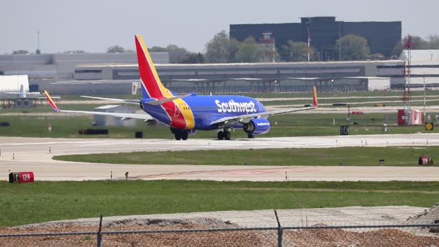 Southwest Airlines Boeing 737 departing St. Louis Lambert International Airport