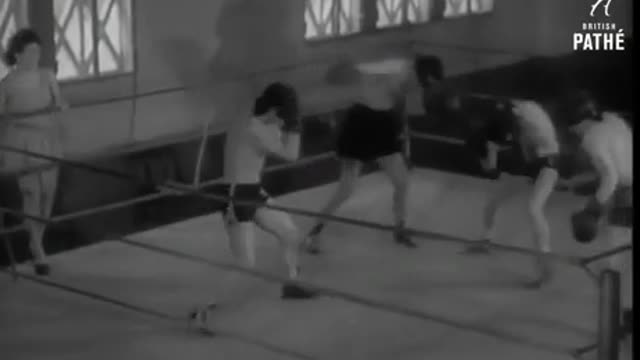 4 guys blind fighting