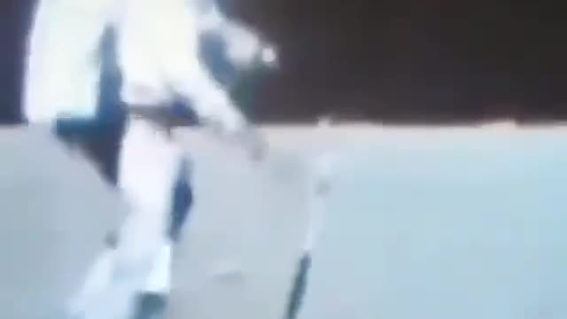 MOON LANDINGS WERE ABSOLUTELY REAL! FAKE MY @$$! CONSPIRACY THEORISTS 😁