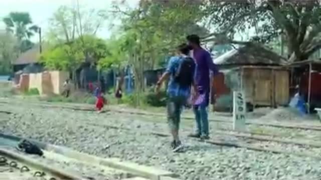 Top 10 train Horan prank video 😅🤣🤣#viral#prank#comedy