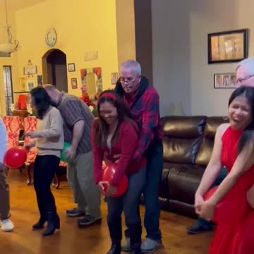 Couple fan games Texan vs pinay