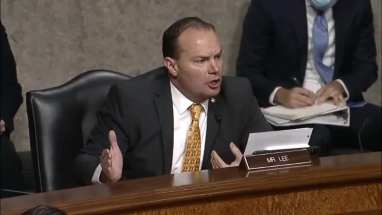 Zuckerberg and Dorsey V Sen Lee