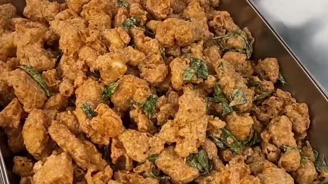 KL Foodie Flying Salted Egg Chicken at KL's Night Market