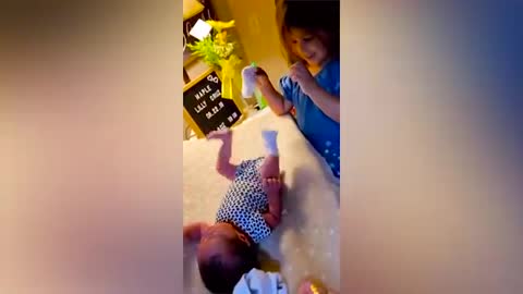 funny newborn baby 2