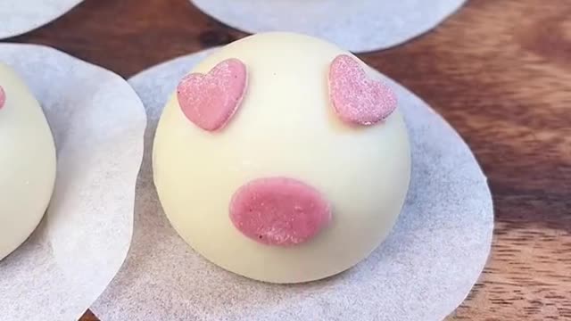 Make piggy desserts, so cute