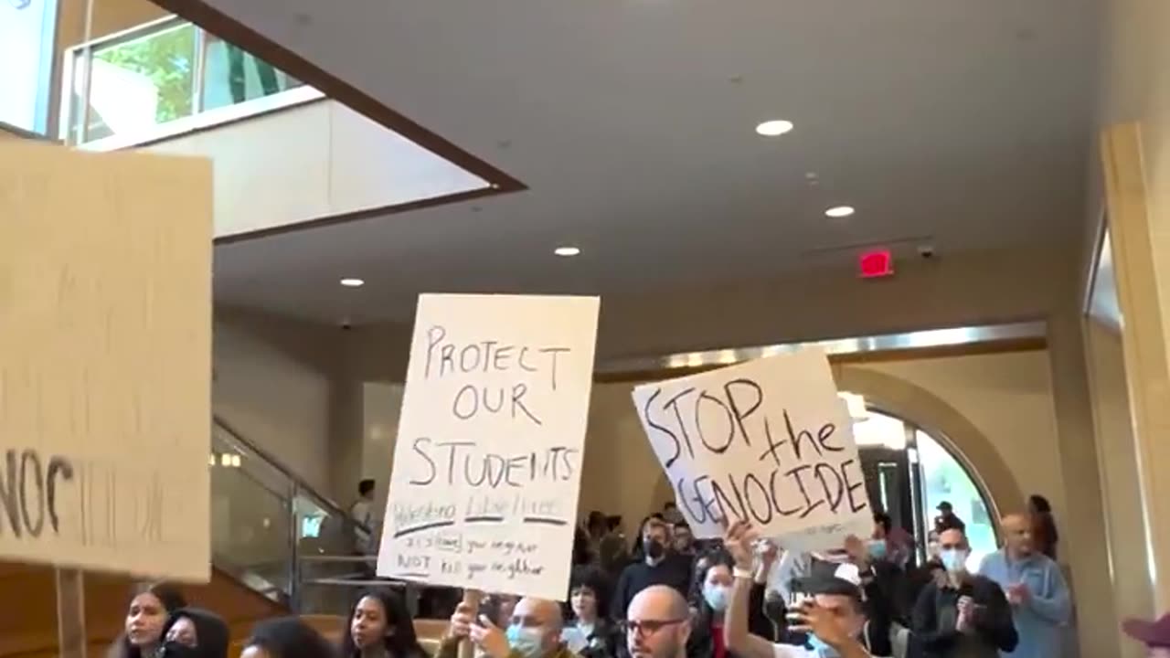 HARVARD STUDENT PROTEST ISRAEL'S CRIME IN GAZA.