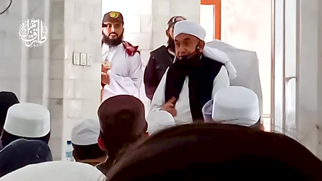 Molana Tariq Jamil New Bayan at Jamia Ashraf ul Madris