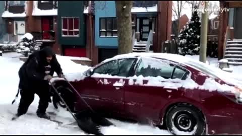 Nsfw fat man in miami heat shirt hates getting snow off car