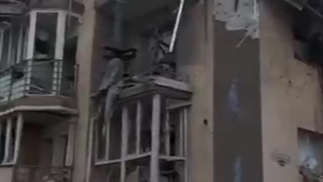 The Ukrainian city of Irpin was shelled by Russian artillery.