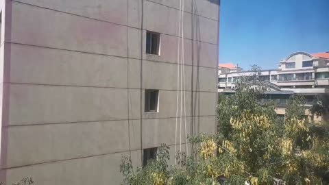 The sky outside the window is so blue and the air is fresh.