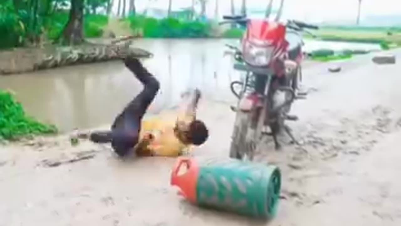 A much funny watch 🤣🤣🤣