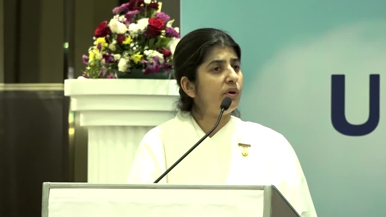 Must watch!A funny intelligent speech by sister B.K Shivani