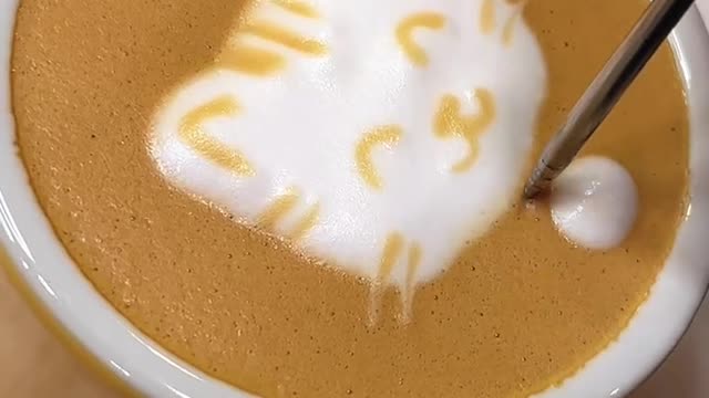 Nice latte. It tastes delicious and has nice flowers