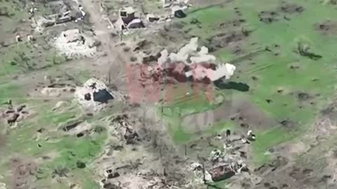 Ukraine War - Artillery of the "Somalia" battalion levels the stronghold