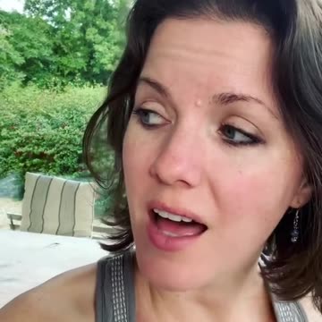 Lynn Hilary So much for taking advantage of the reverb By Lynn Hilary