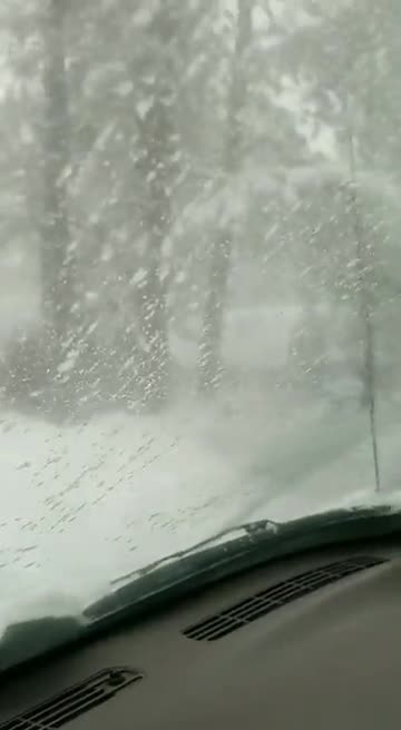 Big Bear Lake, Snow Drive. Whiteout, Dangerous conditions.