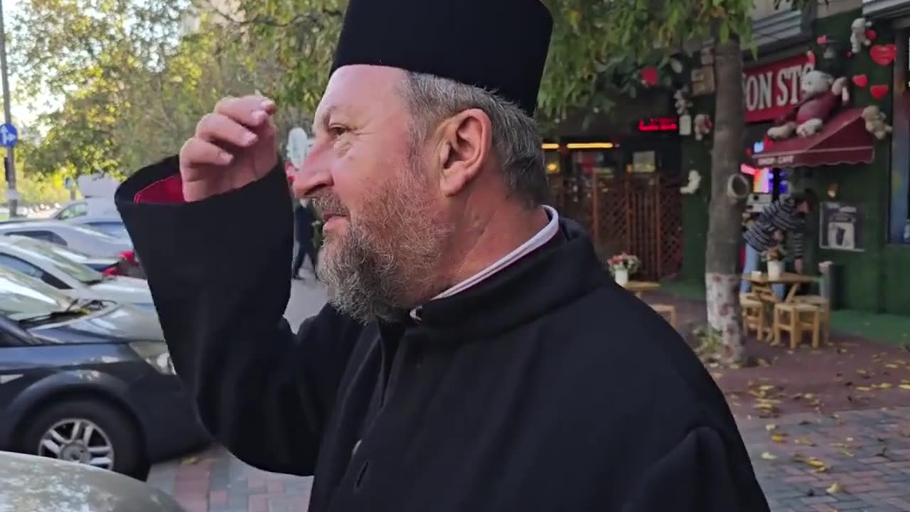 Eretic Ecumenist Corneliu Onila Hulitor,Schismatic,Apostat,Antihrist,Batjocoritorul Semnului Crucii