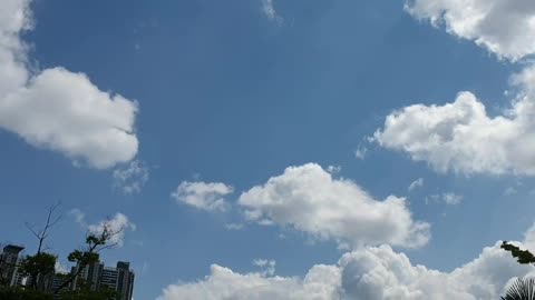 The sky and the cloud are idle.
