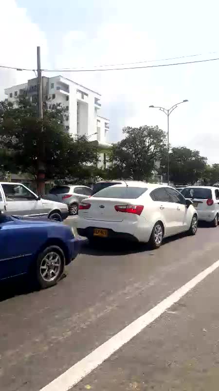 Hubo monumental trancón en Bucaramanga y Piedecuesta