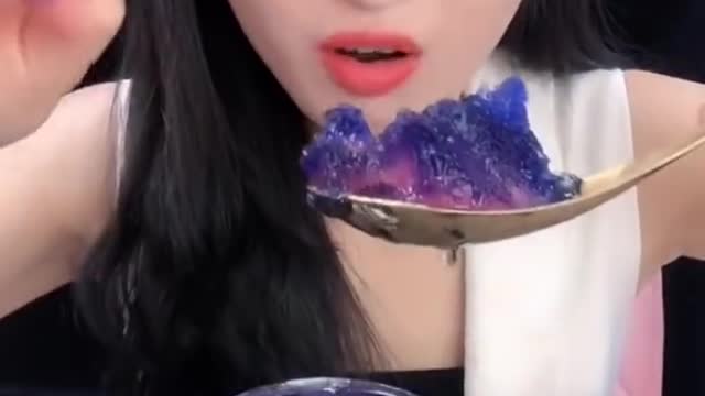 ASMR_MUKBANG_ICE_EATING_SOUNDS_#shorts videos 60(1080p).mp4