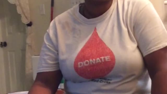 No suitable for use grey shirt mom reacts to song