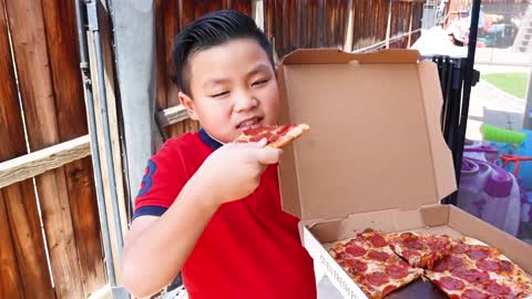 Alex and Eric prented play pizza drive thru restaurant | funny food toys story