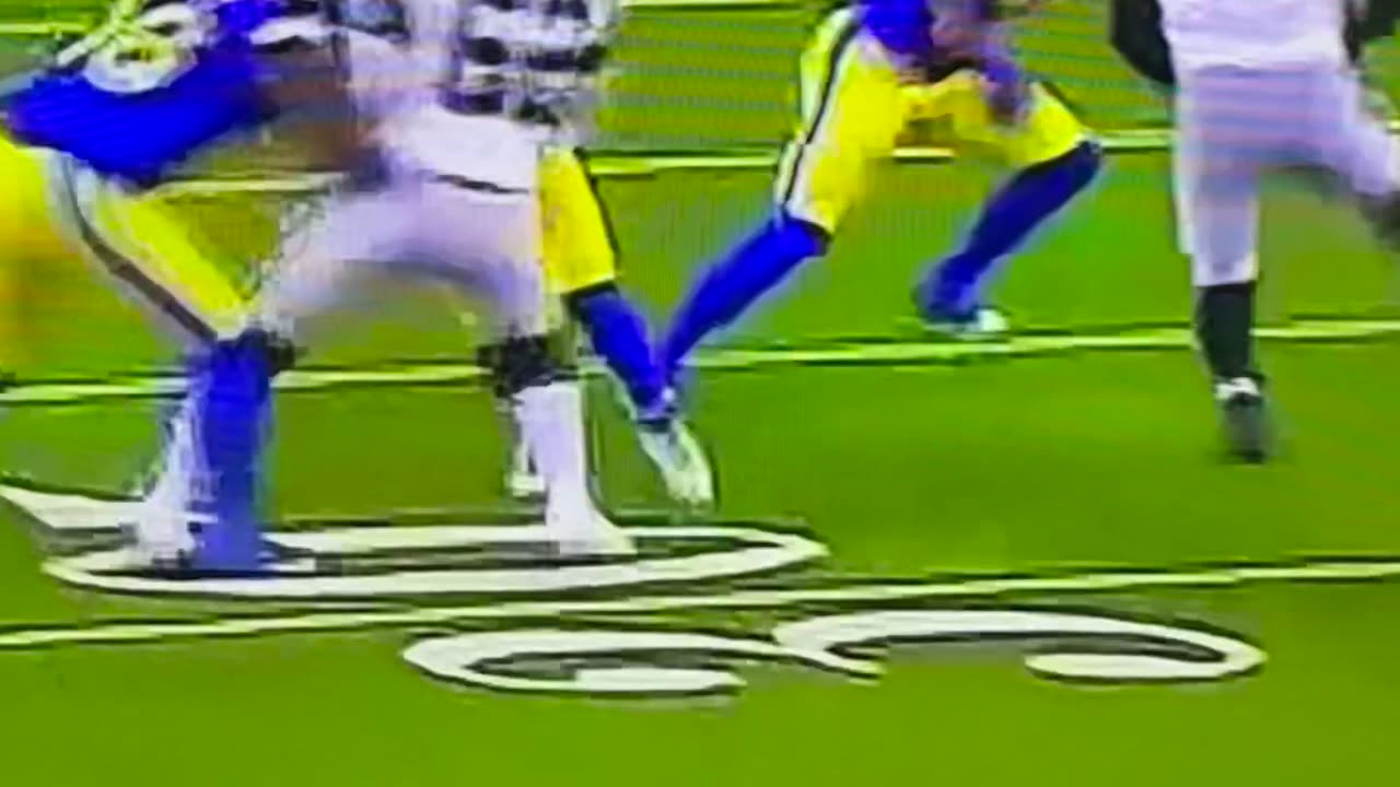 Head on a swivel