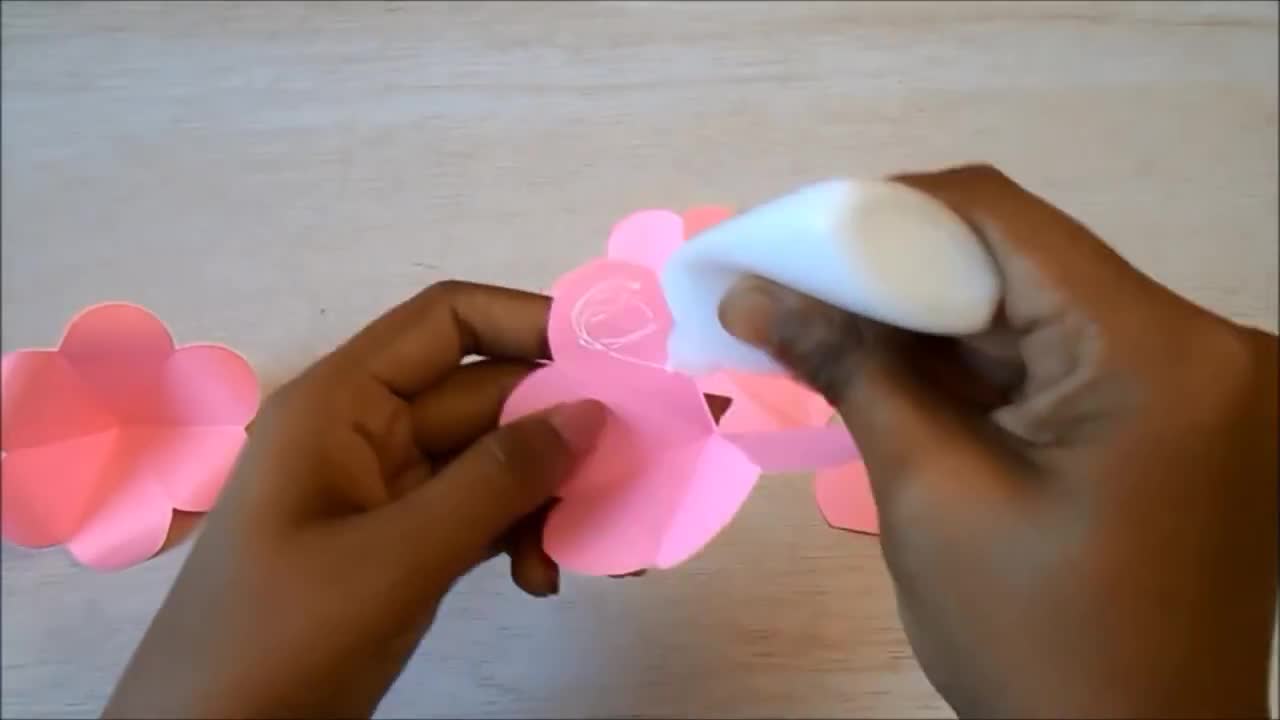 How to make Realistic, Easy paper Roses _ Paper