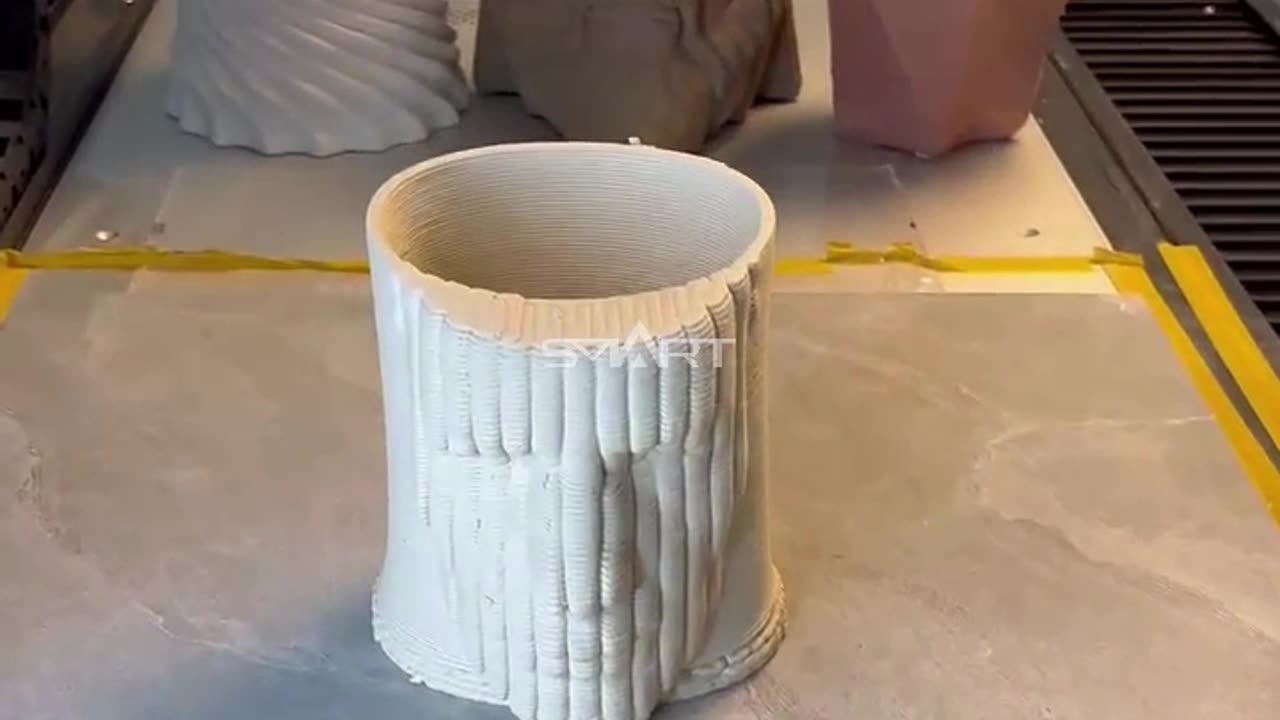 Have you ever seen such a 3D clay printed AI face cup #3dprinter