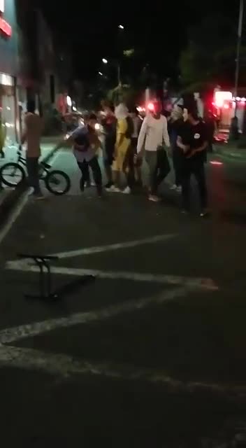 Video: Vándalos ocasionan daños en distintos puntos de Bucaramanga