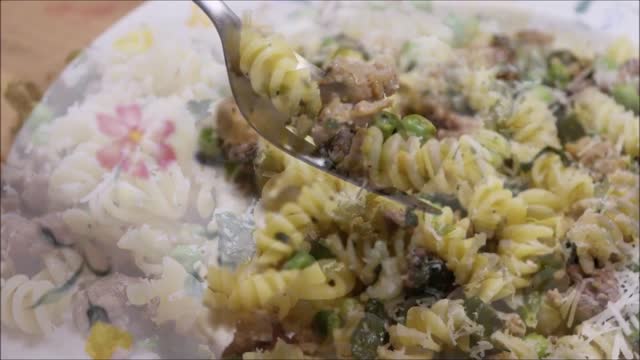 Sausage & Peas with Pasta