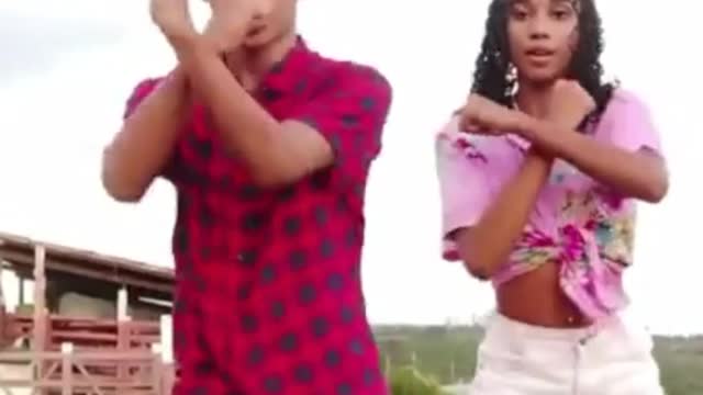 see the new dance style called piseiro