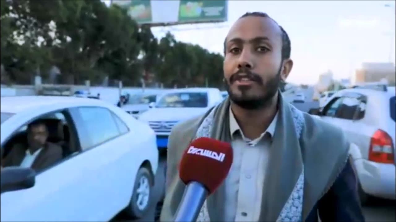 Yemen handing out sweets