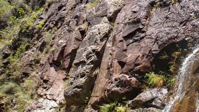 Dragon's Jaw upper waterfall in Dragon's Jaw Stream in Hong Kong 龍顎上瀑