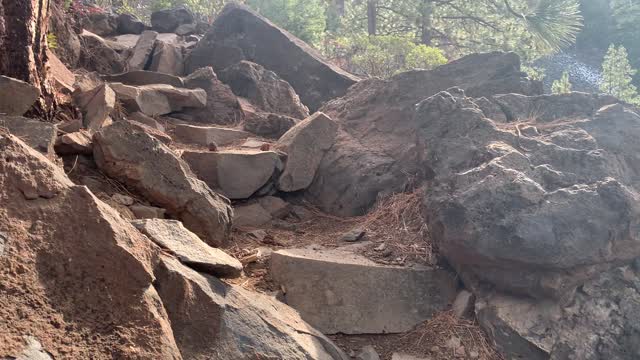 360 Panorama of Rocky Steep Treacherous Mountainside Descent – Whychus Creek – Central Oregon