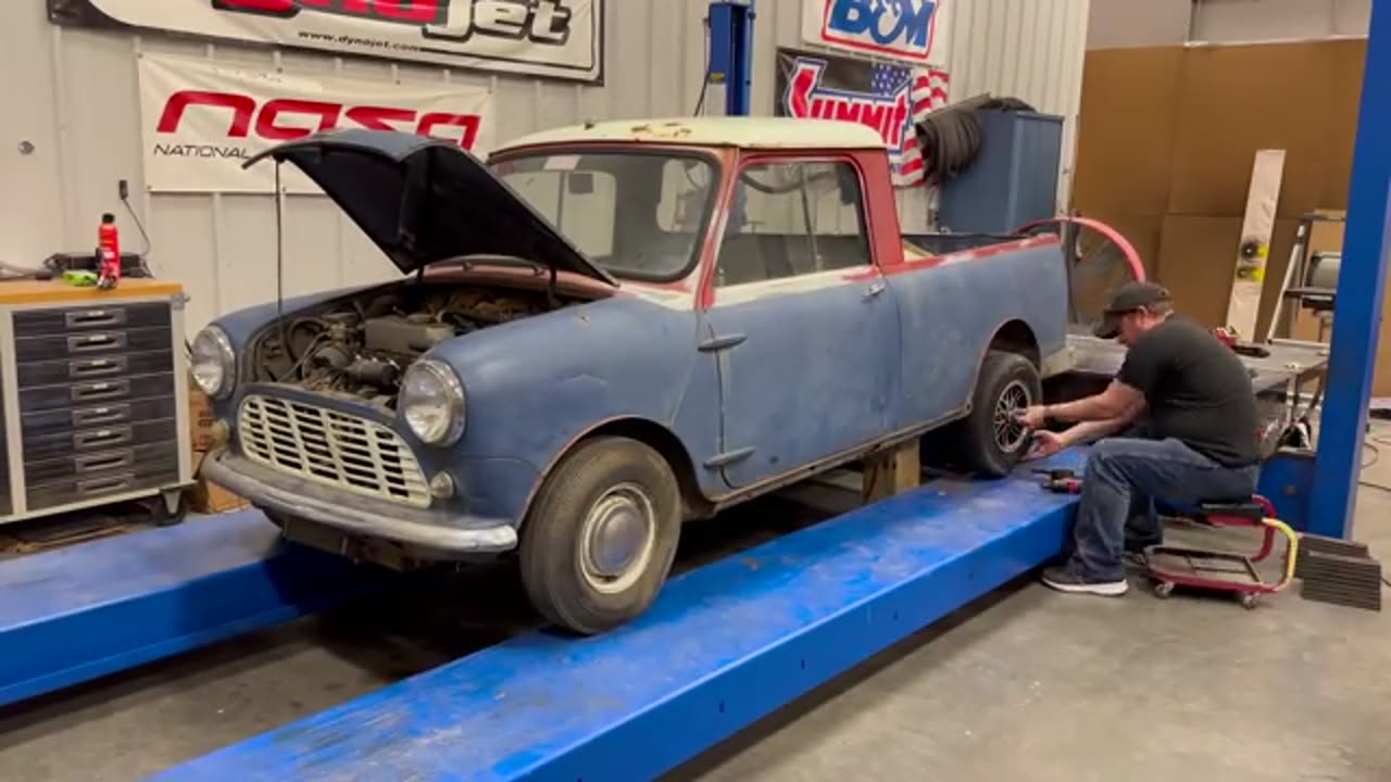 Barn Find Austin Pickup - Will It Run?