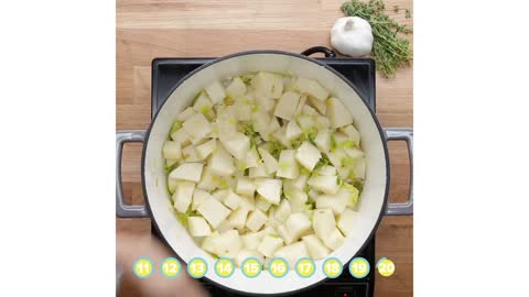 SLOW COOKEDBUTTERNUT SQUASH SOUP