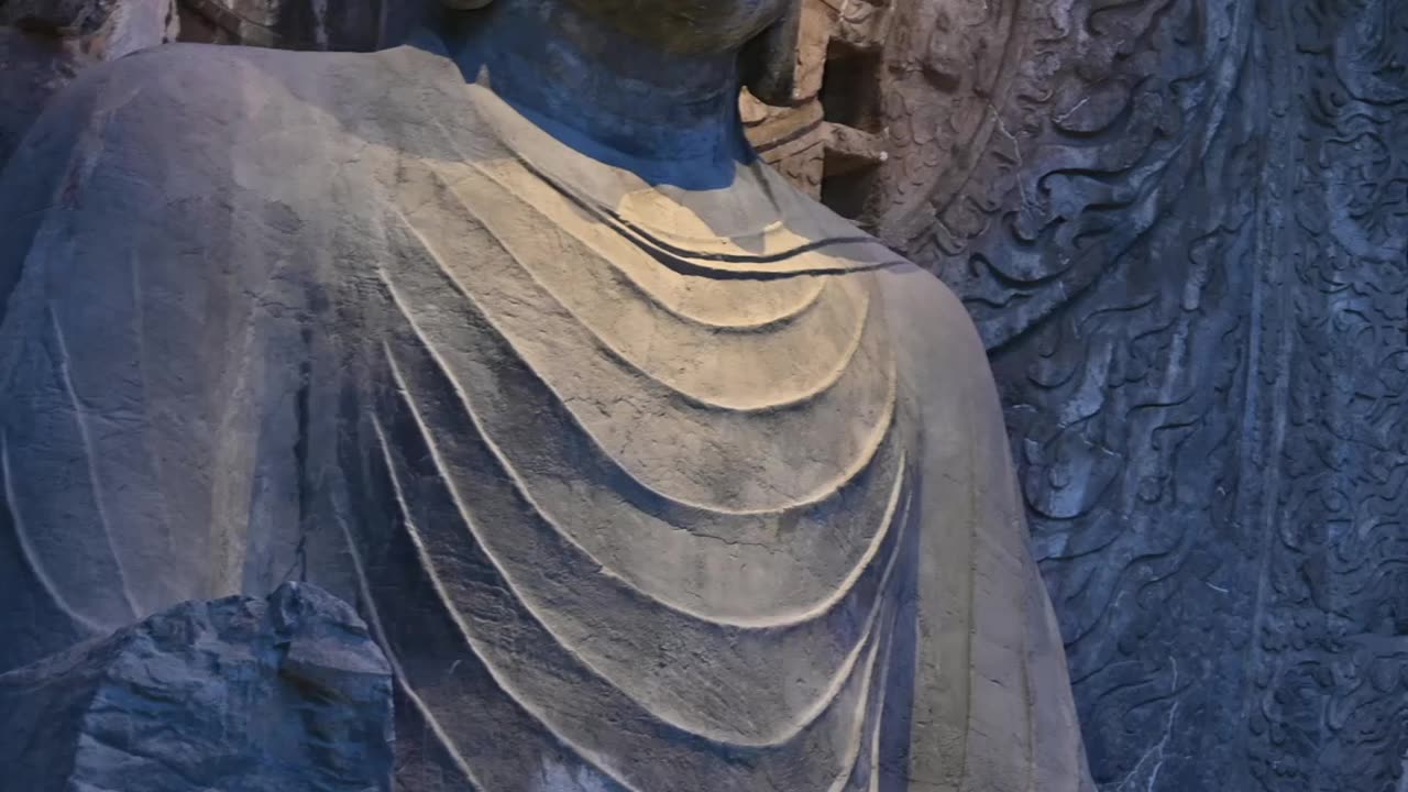 Stone Marvels: Longmen Grottoes in a Nutshell!