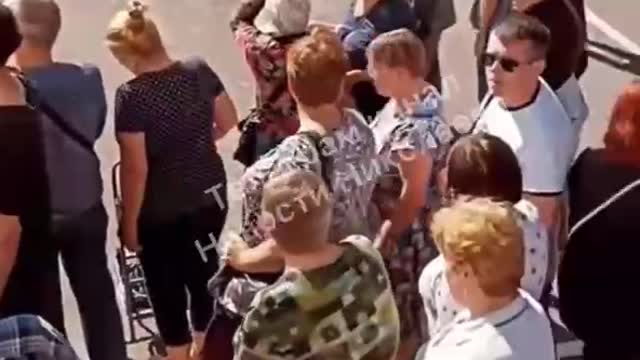 The queue for water in Nikolaev. Video from local publics.