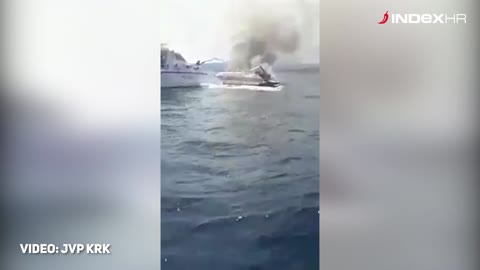 Vatrogasci s Krka gase zapaljeni gliser