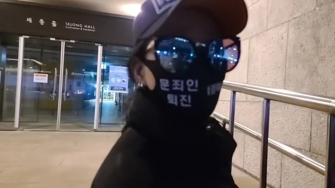 20210307_V3_S02(zZ7ciG0hFfs)일상으로 돌아가고 싶지만 죽을때까지 싸워야죠!