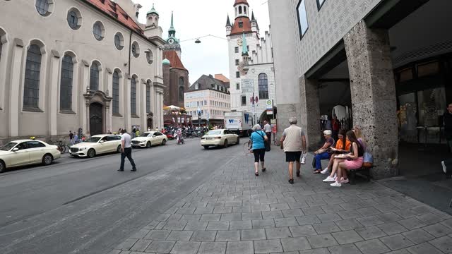 Nuño meeting Aron in Munich