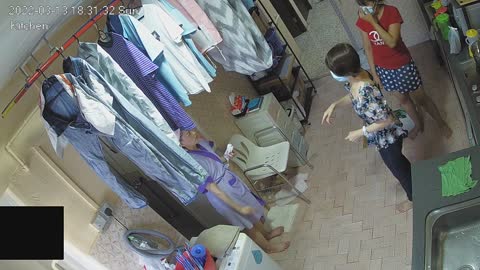 kitchen day n night 20220313