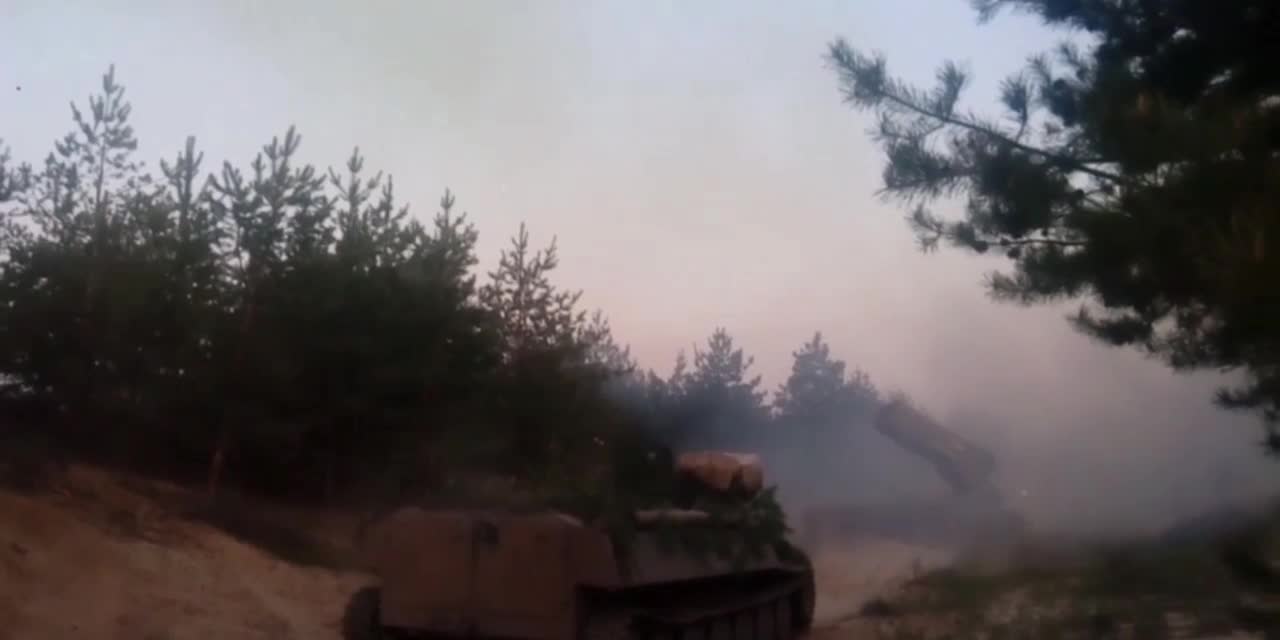 05/15/2022 The work of TOS-1 on the positions of the APU in the area of Severodonetsk.
