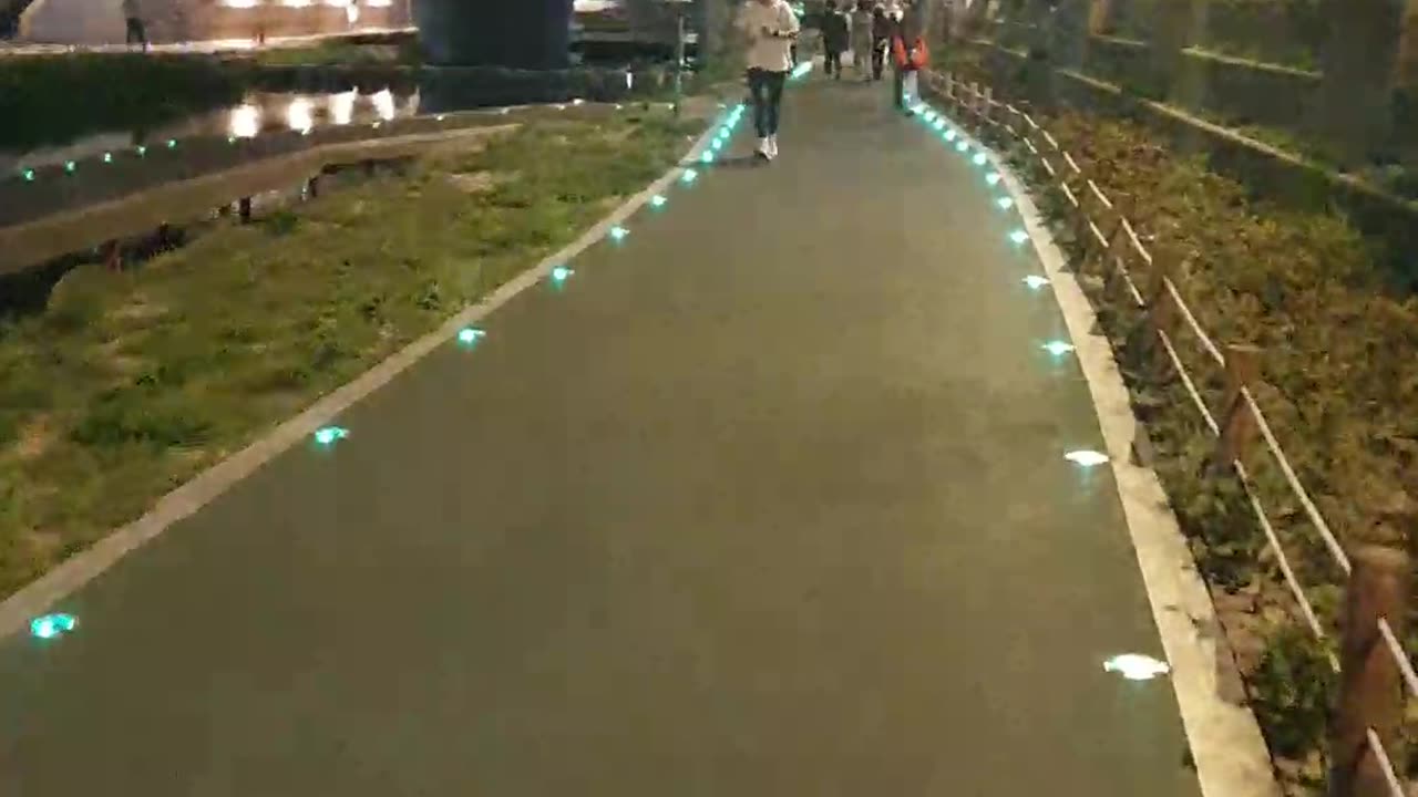 240408... 저녁 산책...