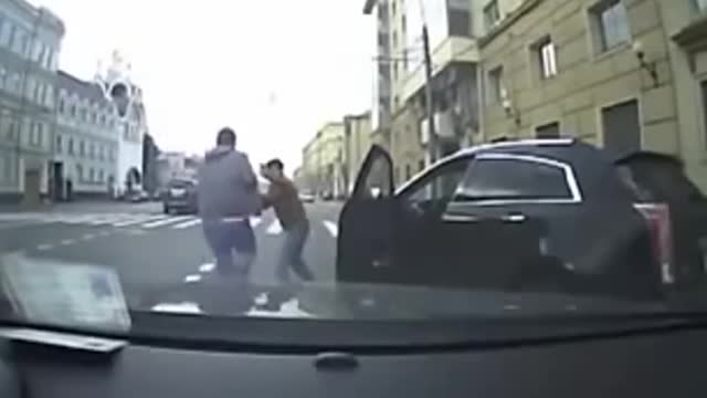 Crazy Russian driversCrazy Russian drivers car accident